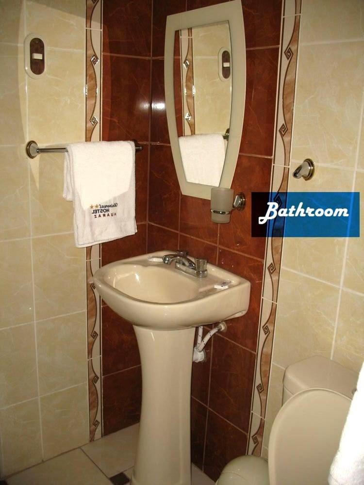 Hostal Universal Huaraz Eksteriør billede